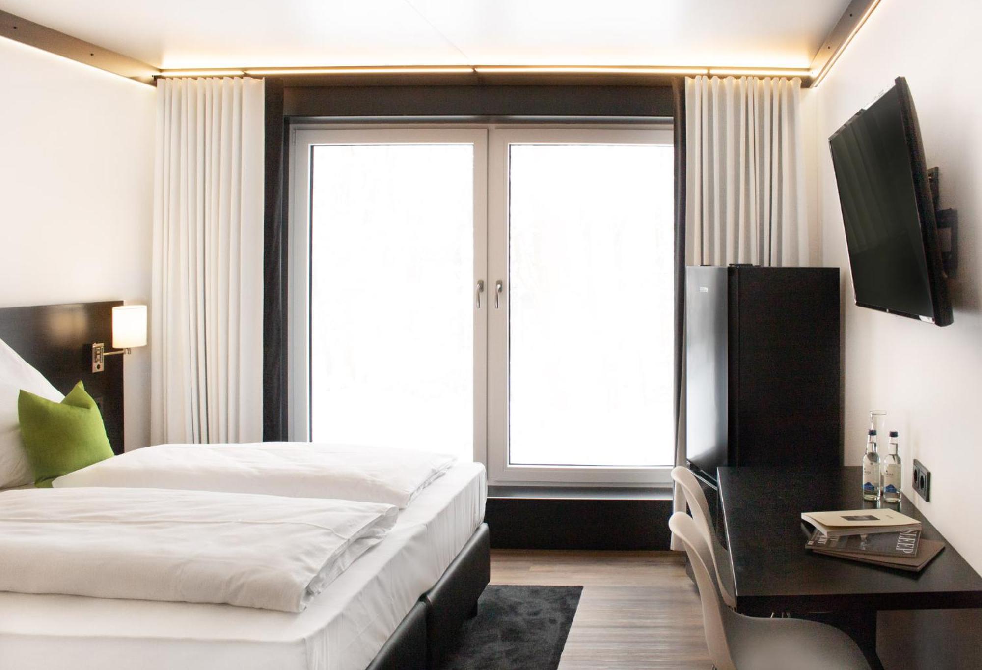Lh Hotel By Wmm Hotels ไลพ์ไฮม์ ภายนอก รูปภาพ